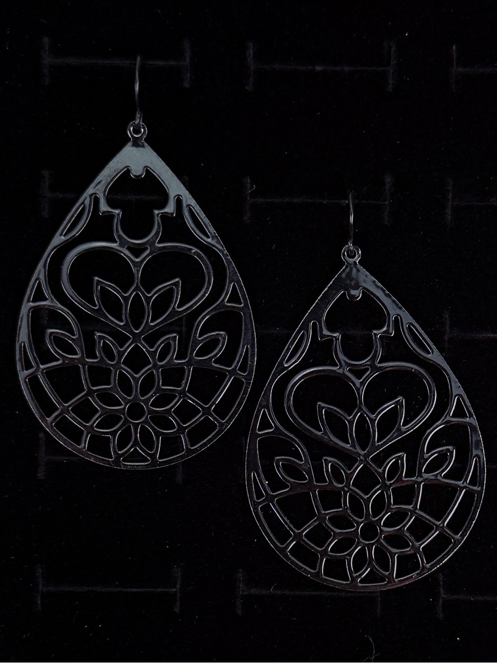 Intricate Black Lightweight Teardrop Pierced Earrings